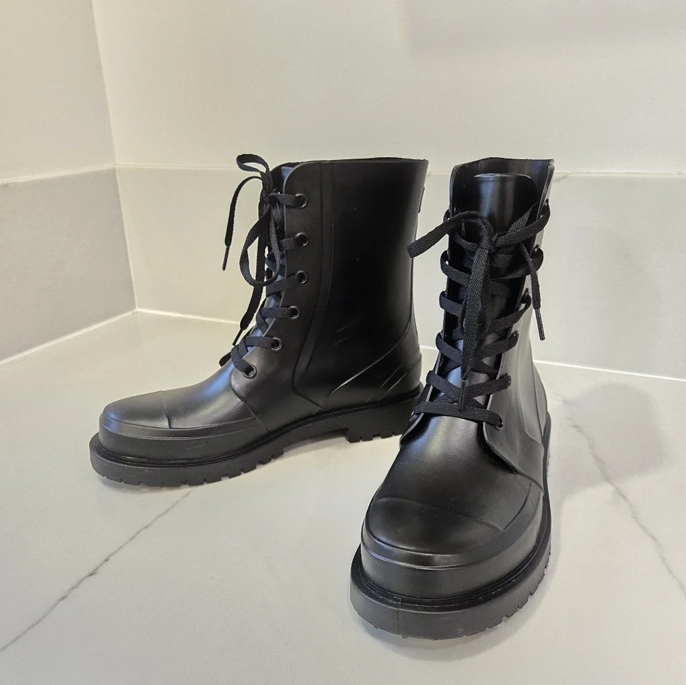 Black Cougar Rainboots 11 - Picture 8 of 12